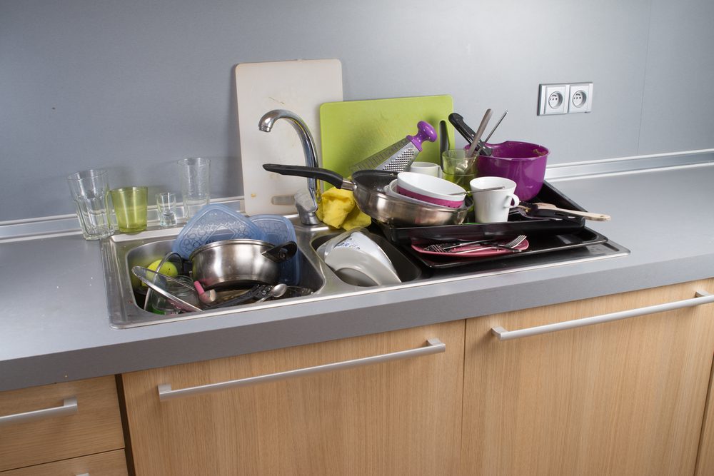 guests, never do as a houseguest