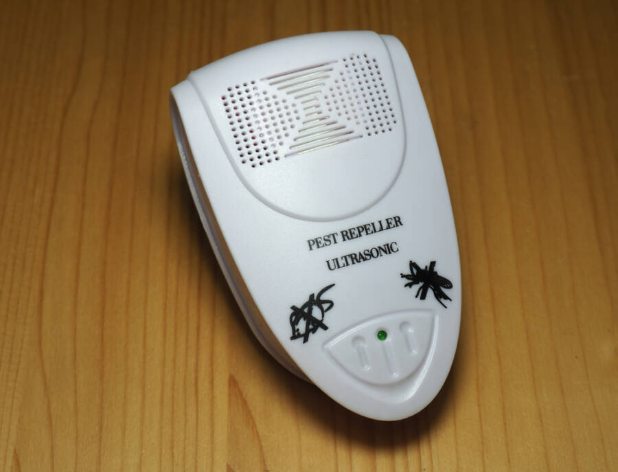 pet-friendly products, keep mice at bay